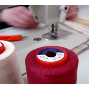 Обшиване на мокет