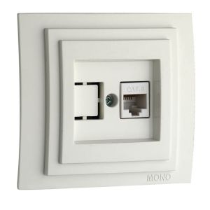 Larissa Интернет(Rj45/Cat6) Бял